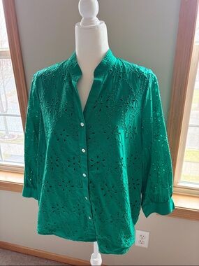 J. Jill Emerald Green Eyelet Button-Front Blouse